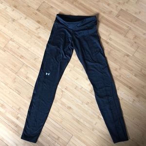 Women’s Under Armor cold gear leggings